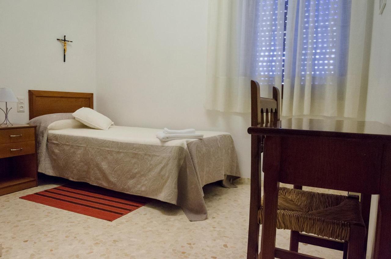 Hotel Convento Madre De Dios De Carmona Extérieur photo