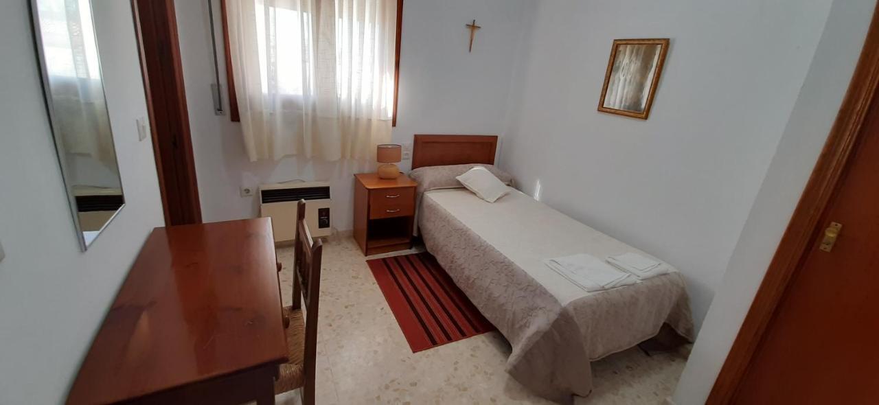 Hotel Convento Madre De Dios De Carmona Extérieur photo
